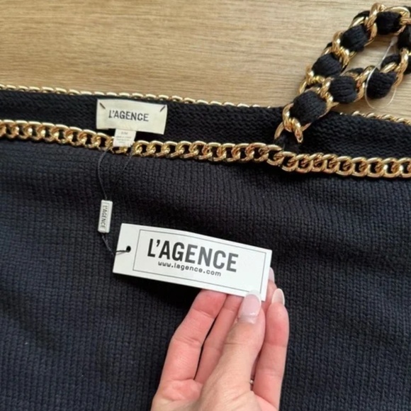 🍂NWT L’AGENCE Jayden Chain Embellished Black & Gold Sweater - Picture 7 of 8